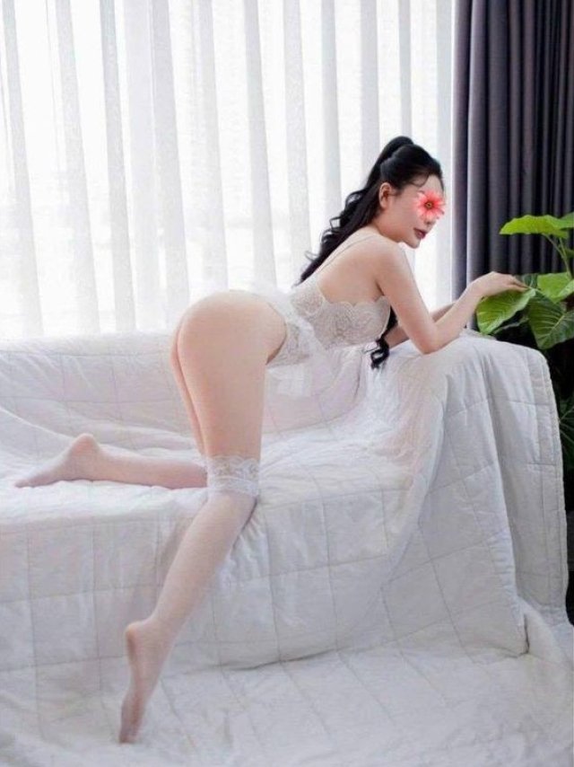 Phương Ny – Gái Gọi Đà Lạt Teen 2K2 Body Non Tơ Đầy Quyến Rũ